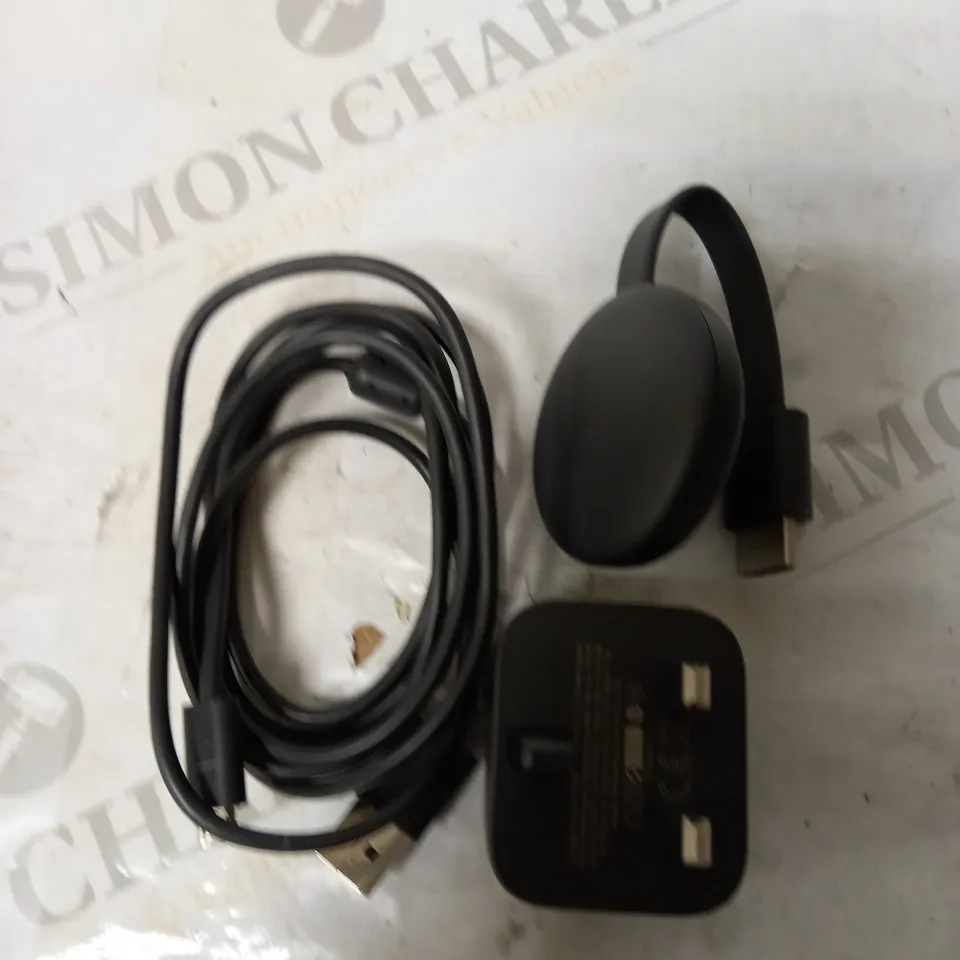 GOOGLE CHROMECAST