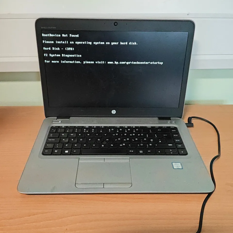 UNBOXED HP INTEL I-5 LAPTOP IN SILVER