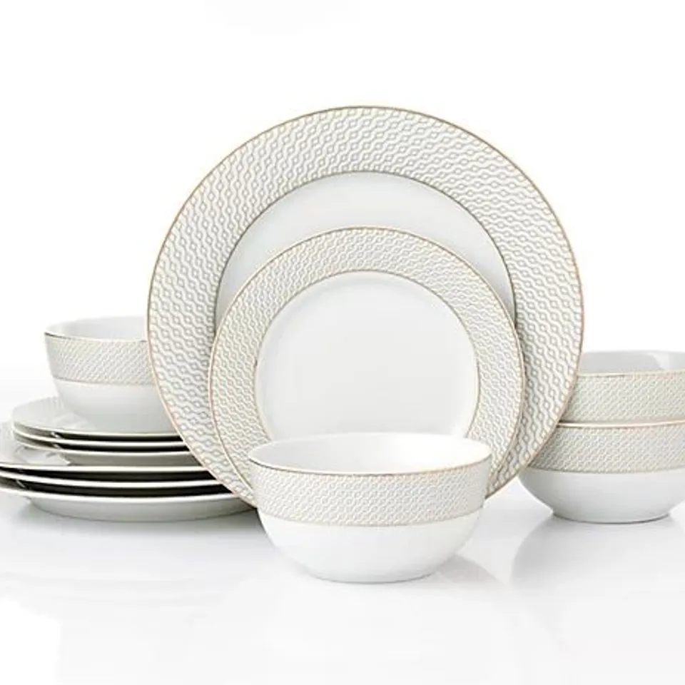 BOXED PREMIUM DIAMOND & GOLD DINNER SET - APPROXIMATELY 12PCS