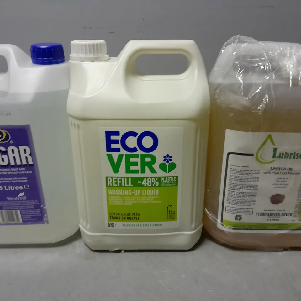 TOTE OF APPROXIMATELY 4 ASSORTED LIQUIDS TO INCLUDE -ECO VER REFILL 48% WASHING UP LIQUID , LINSEED OIL , PRIDE VINEGAR 