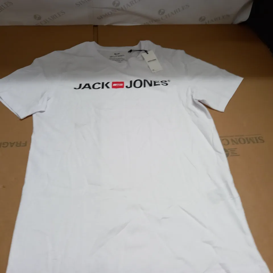 JACK AND JONES WHITE T-SHIRT - L