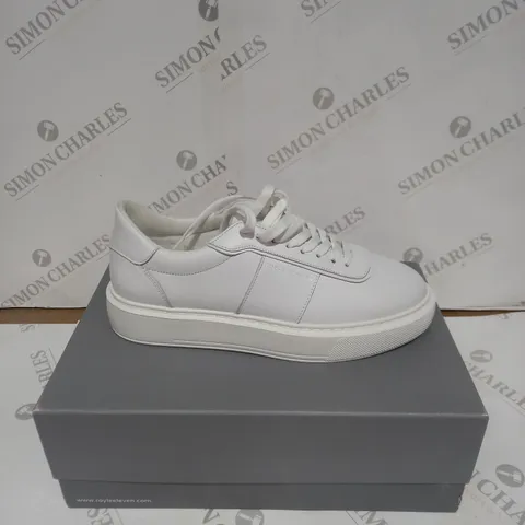 BOXED PAIR OF ROYAL ELEVEN OPO TRAINERS - WHITE, SIZE 8