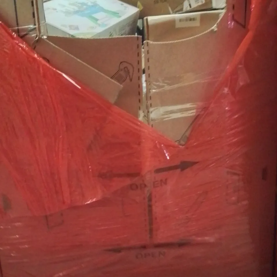 PALLET OF ASSORTED HOUSEHOLD GOODS AND PRODUCTS TO INCLUDE;WATER JUG,WATER TABLE,ETC