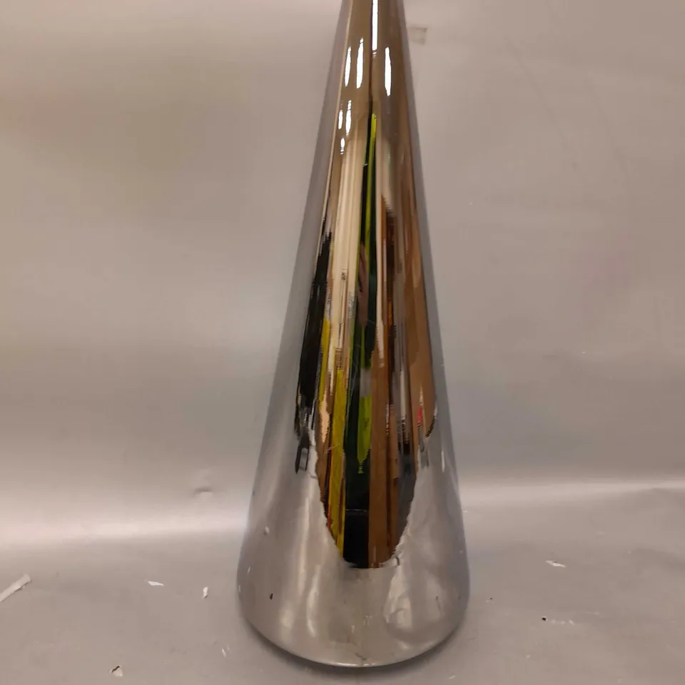 KELLY HOPPEN EXTRA LARGE INDOOR OUTDOOR PRELIT GLASS DECOR - CONE