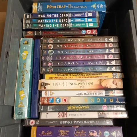 APPROXIMATELY 10 ASSORTED DVD FILMS & SERIES BOX SETS TO INCLUDE WAKING THE DEAD, STARGATE, THE SIMPSONS ETC