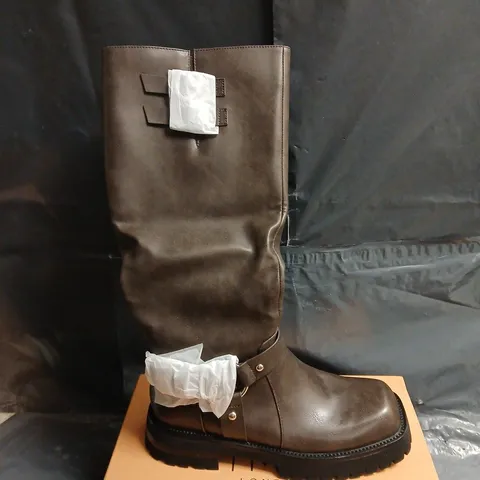 SIMMI LONDON WOMEN'S BROWN LEATHER KNEE-HIGH BOOTS WITH LUG SOLE UK SIZE 6