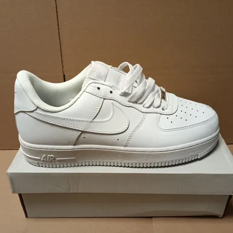 BOXED PAIR OF NIKE AIR FORCE 07 IN WHITE - UK 9