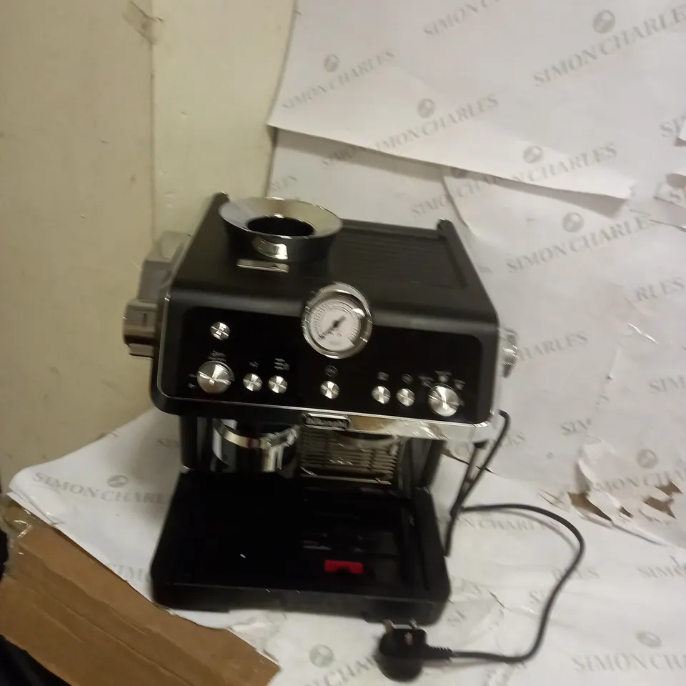 DE'LONGHI SPECIALISTA PRESTIGIO BARISTA PUMP ESPRESSO MACHINE