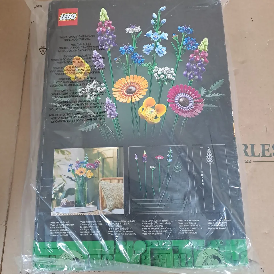 BOXED LEGO WILD FLOWER BOUQUET 10313 RRP £54.99