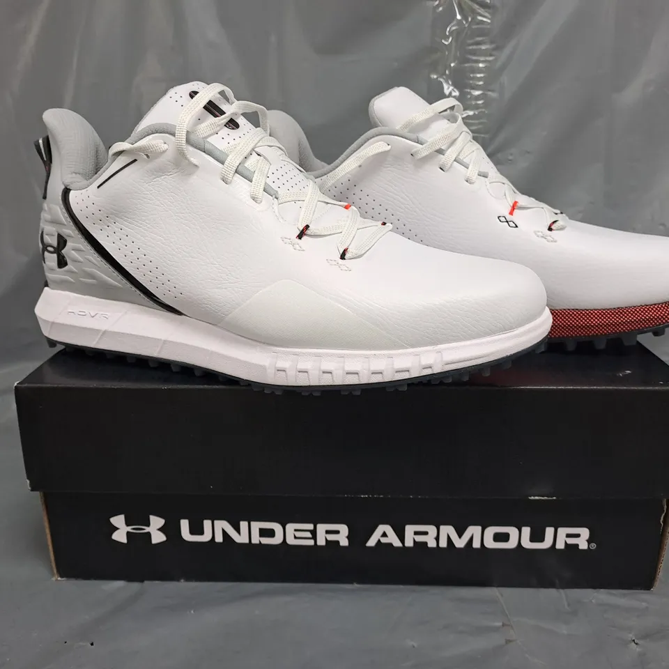 BOXED PAIR OF UNDER ARMOUR HOVR DRIVE SL SHOES IN WHITE SIZE UK 9