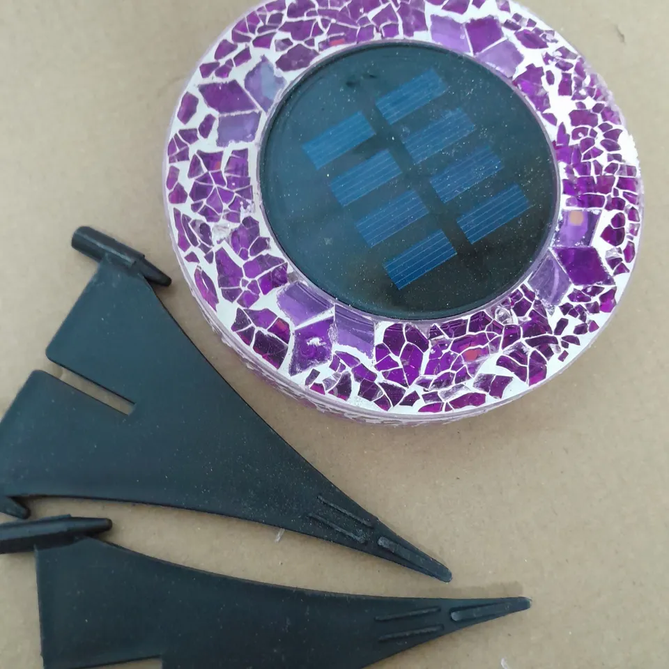 BELL & HOWELL SET OF 4 GLASS MOSAIC DESIGN SOLAR DISK LIGHTS - PINK
