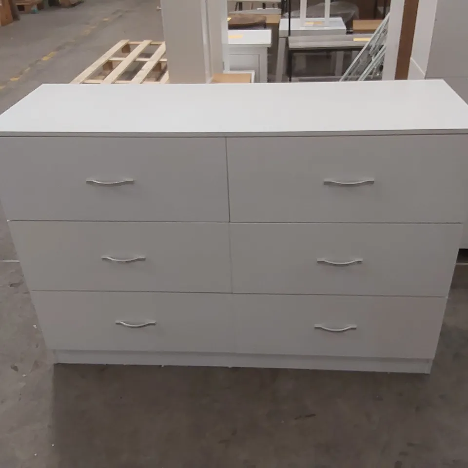 6 DRAWER WOODEN CHEST - WHITE