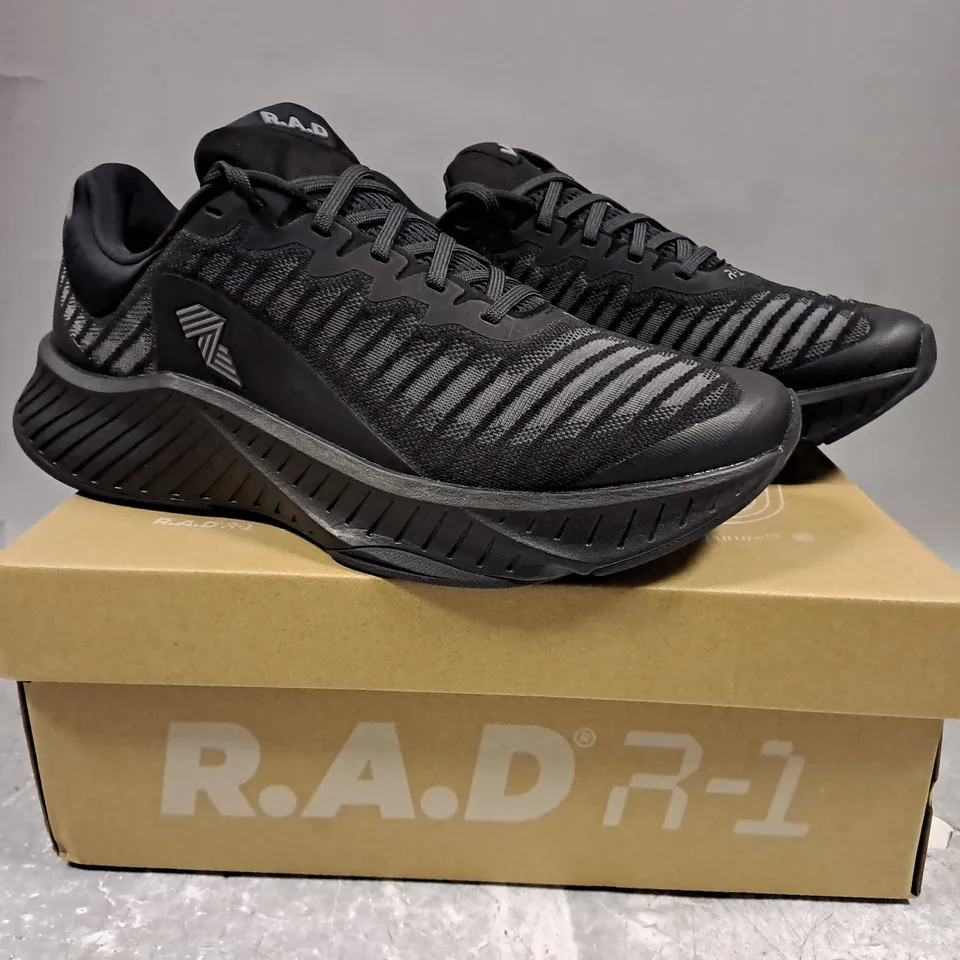 BOXED PAIR OF R.A.D R-1 SHOES IN BLACK UK SIZE 10.5