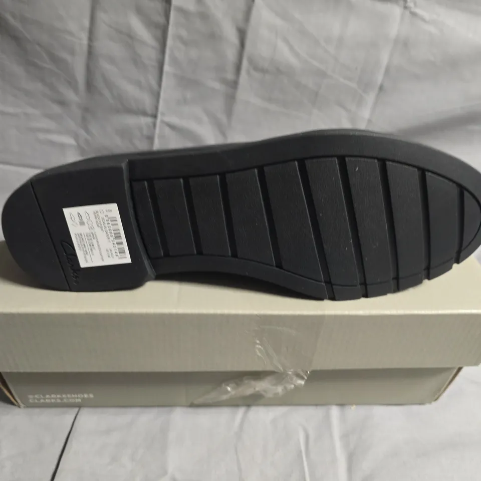 BOXED PAIR OF CLARKS KID SHOES - UK SIZE 4.5