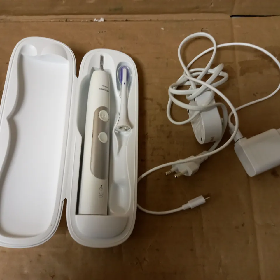 PHILIPS SONICARE TOOTHBRUSH