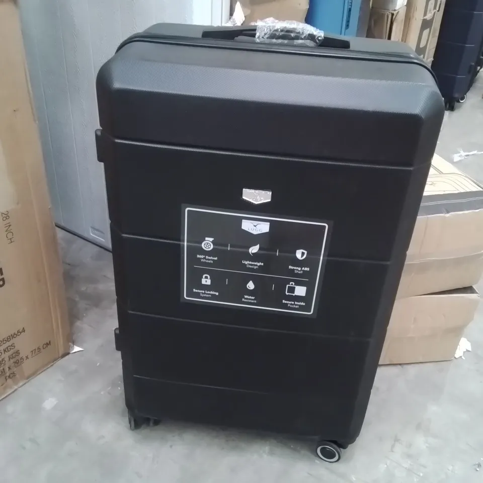 LARGE SUITCASE BLACK