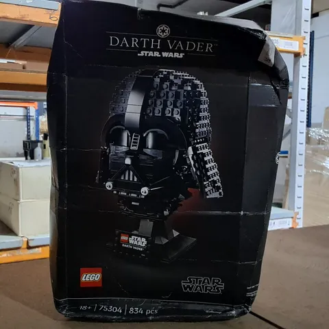 BOXED LEGO STAR WARS DARTH VADER HELMET - 75304