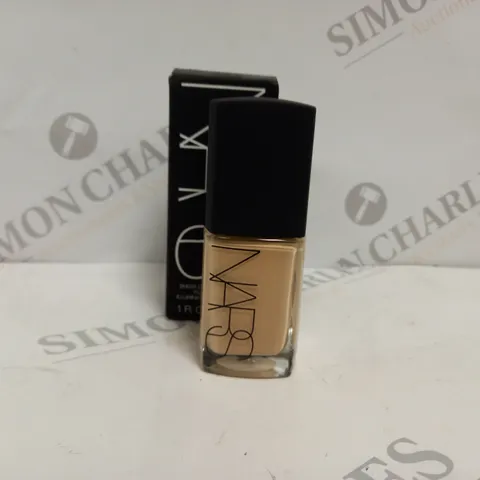 BOXED NARS SHEER GLOW FOUNDATION 30ML - MEDIUM 2 SANTA FE 