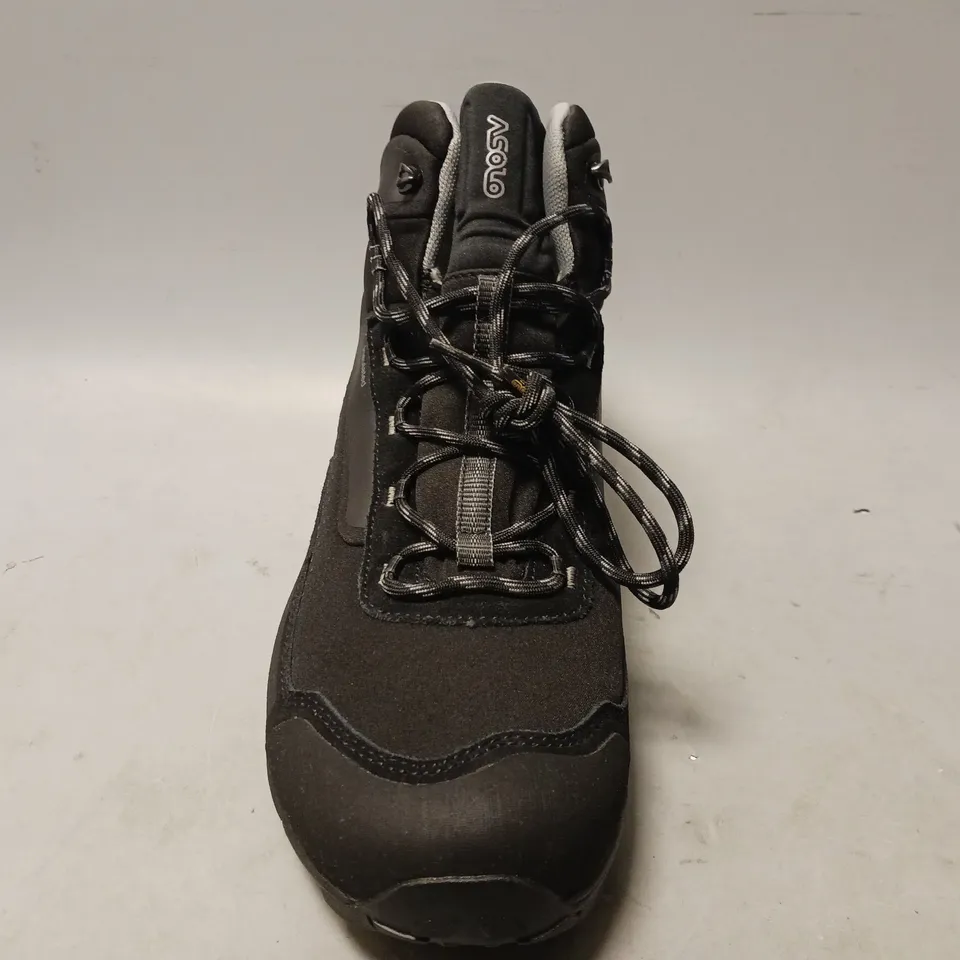 BOXED PAIR OF ASOLO ANKLE BOOTS IN BLACK UK SIZE 10
