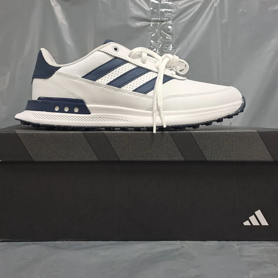 BOXED ADIDAS SHOES - INCORRECT PAIR