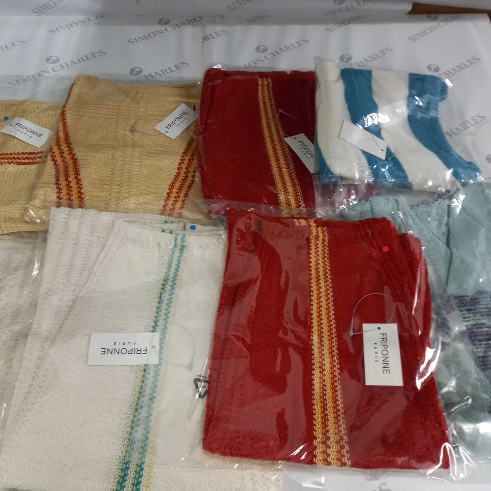 LOT OF 6 ASSORTED KNITWEAR CLOTHING ITEMS - VARIOUS SIZES