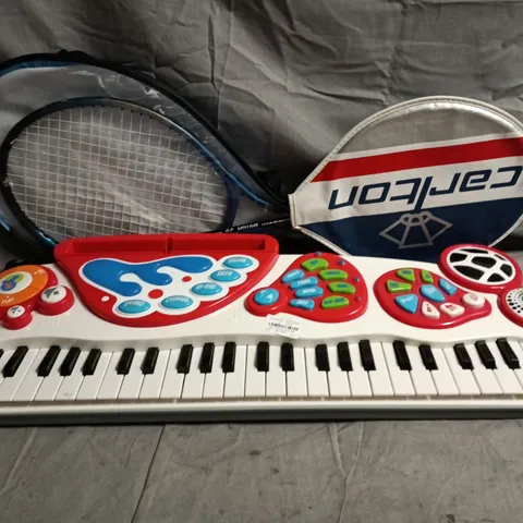 BOX OF APPROXIMATELY 8 ASSORTED ITEMS TO INCLUDE BADMINTON RACKET, TENNIS RACKET, MUSICAL KIDS KEYBOARD, ETC - COLLECTION ONLY