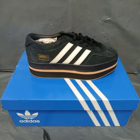 BOXED PAIR OF ADIDAS GAZELLE STACK WOMENS TRAINERS - 4