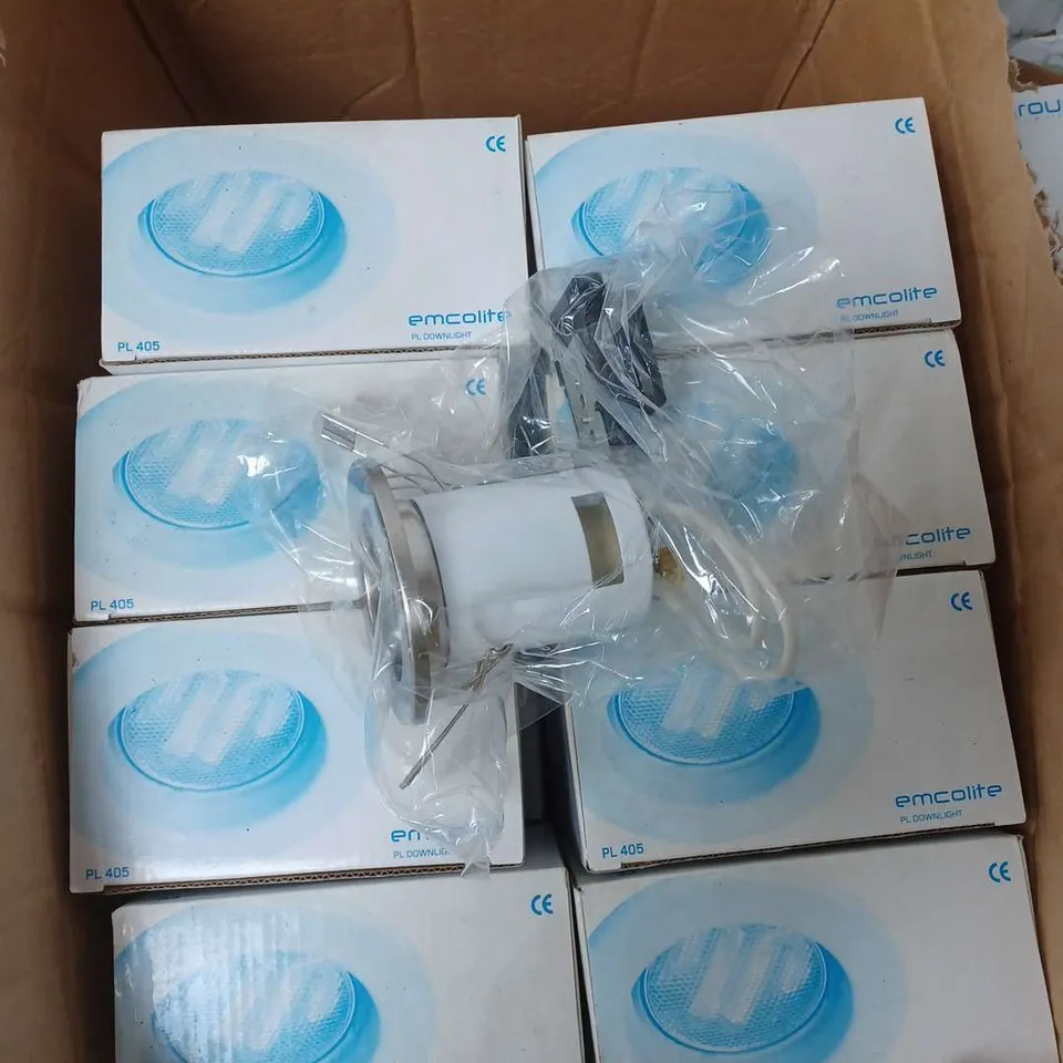 LOT OF MIXED LIGHT FITTING TO INCLUDE, 16 EMCOLITE SILVER FLUSH MOUNT LIGHT FITTINGS MODEL LDL13, 16 SILVER FLUSH DOWNLIGHTS MODEL PL405, 10 FLUSH SPOTLIGHTS MODEL LDL13, AMONGST OTHERS 