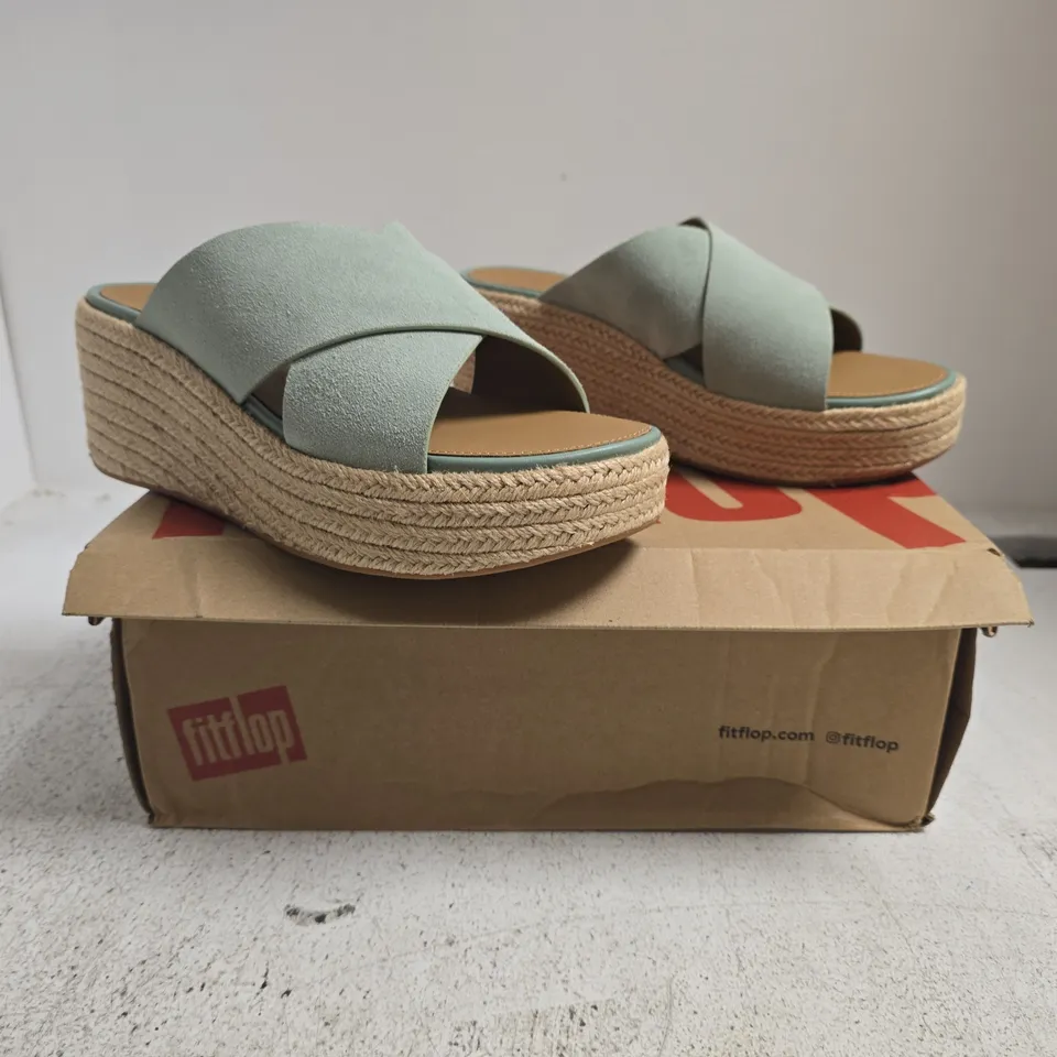 BOXED PAIR OF FITFLOP PLATFFORMS ESPADRILLE SUEDE WEDGE CROSS SLIDES IN FROSTED SAGE SIZE UK 6.5