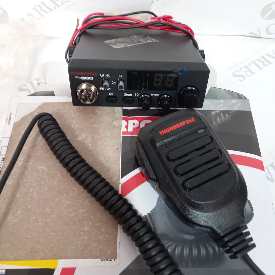 THUNDERPOLE T-800 CB 27 MHZ FM/AM MOBILE TRANSCEIVER 