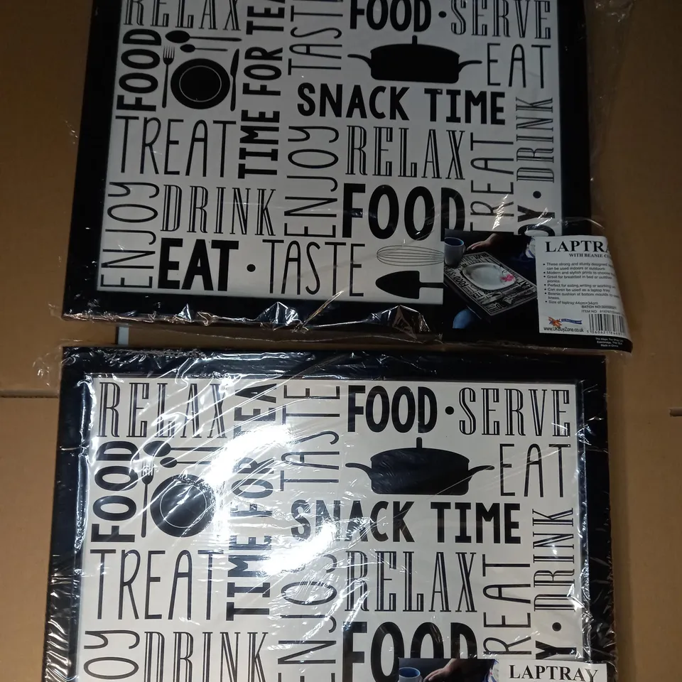 SET OF 2 LAPTRAY WITH BEANIE CUSHION 