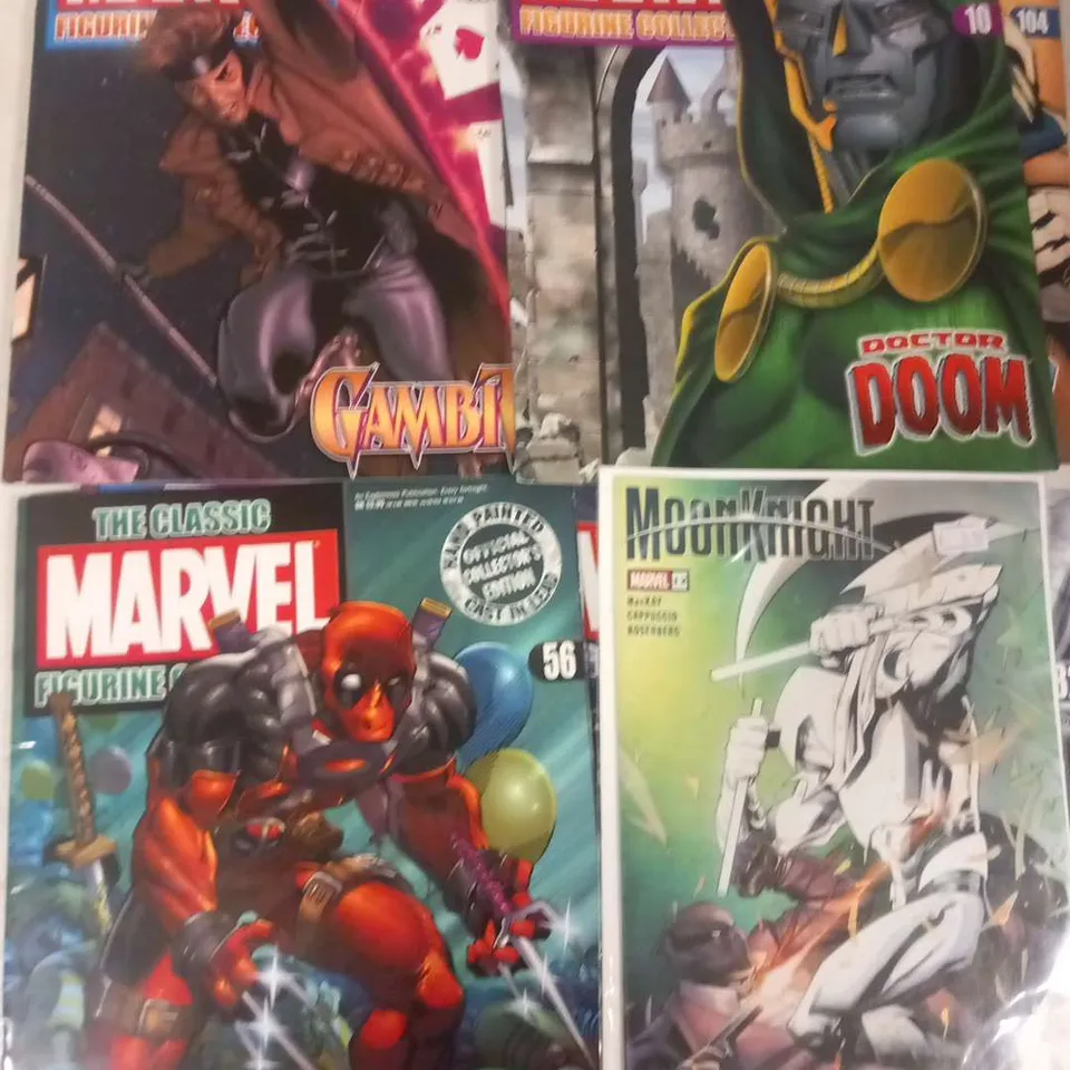 APPROXIMATELY 13 ASSORTED MARVEL COMICS/MAGAZINES TO INCLUDE; SCARLETT WITCH, MOONKIGHT AND XMEN