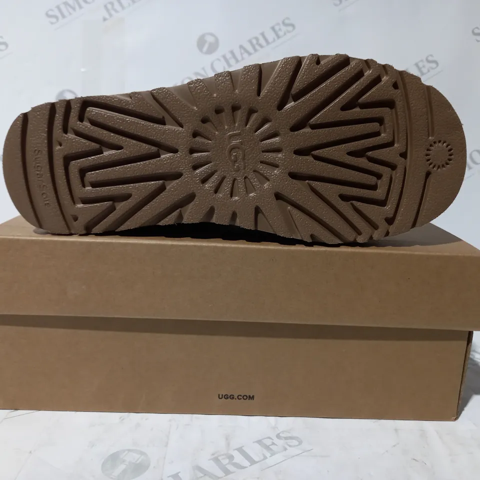 BOXED PAIR OF UGG CLASSIC ULTRA MINI SHOES IN TAN UK SIZE 4