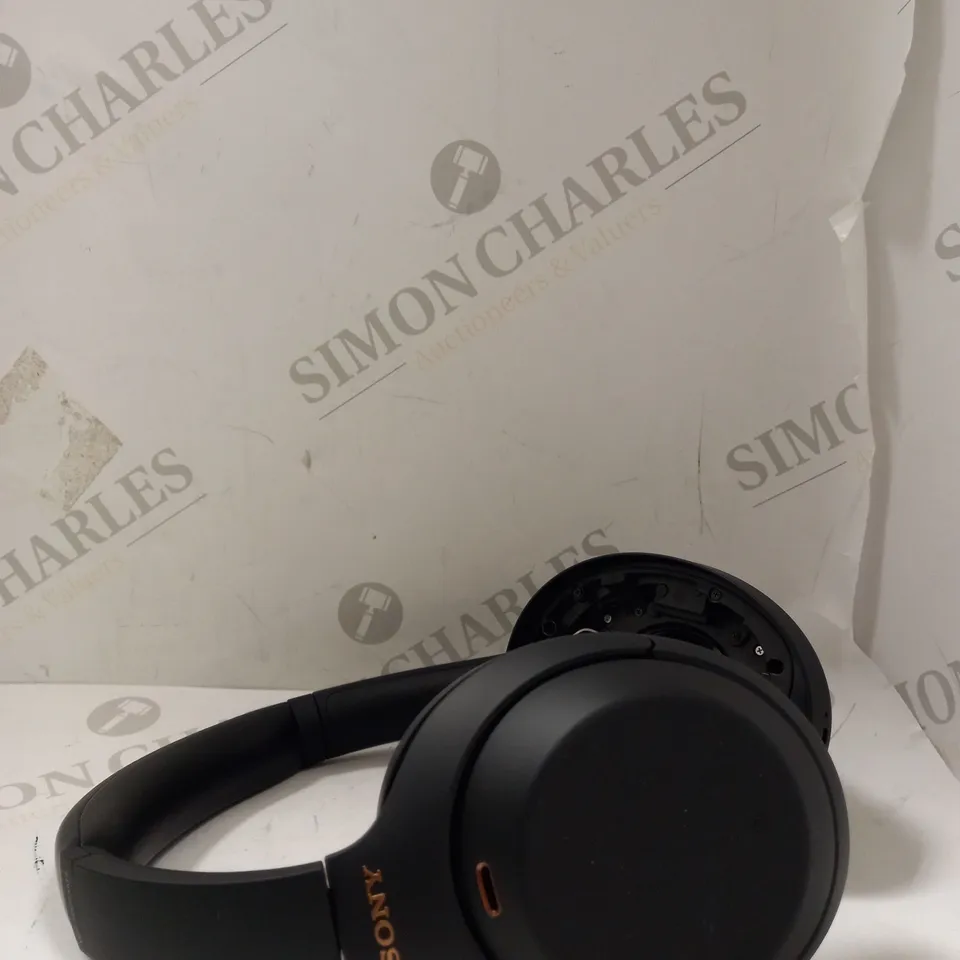 SONY WH-1000XM4 NOISE CANCELLING WIRELESS HEADPHONES 