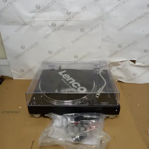 LENCO DIRECT DRIVE TURNTABLE (L-3809BK)