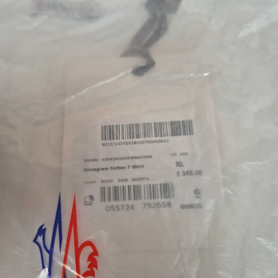 MONCLER MONOGRAM COTTON T-SHIRT XL – WHITE