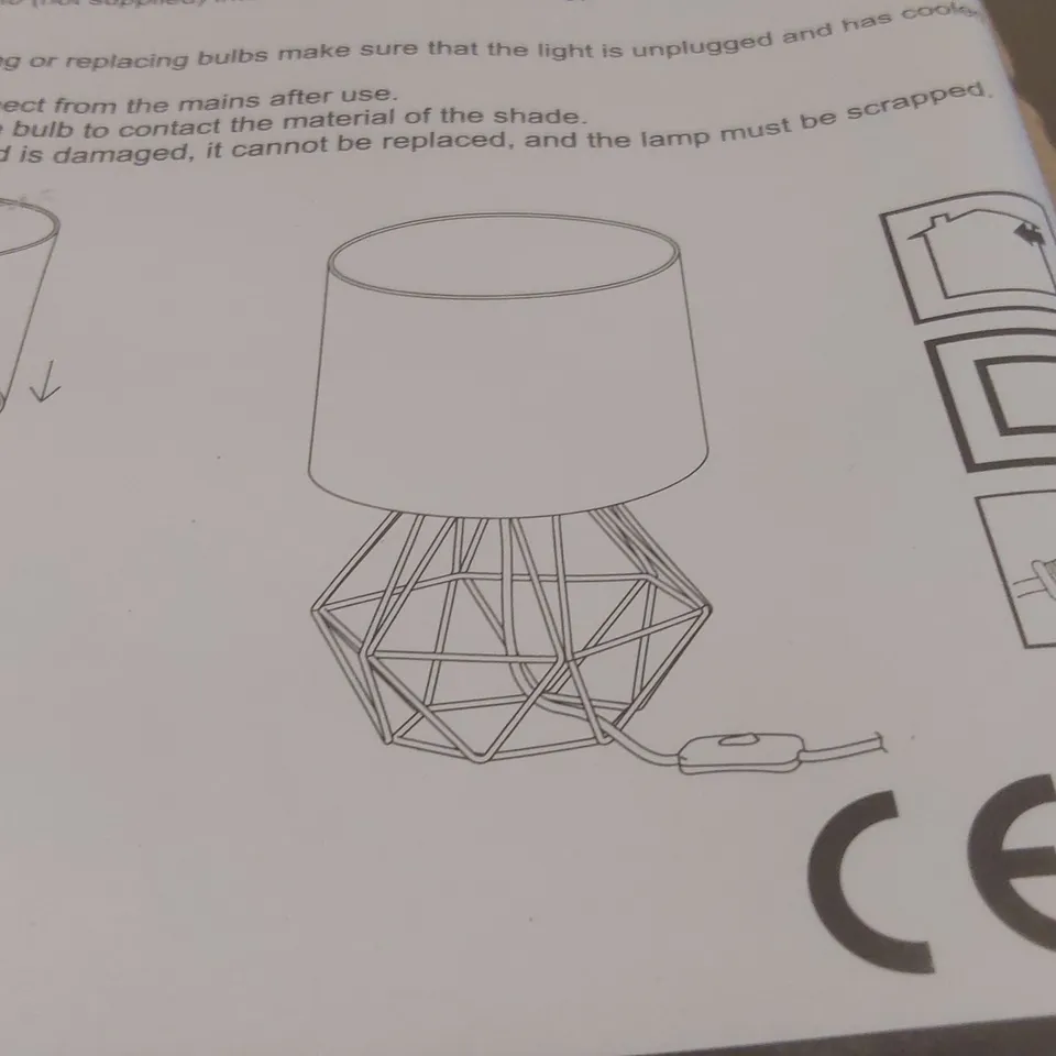 PALLET CONTAINING APPROXIMATELY 40x MINISUN EURO PLUG ANGUS GEOMETRIC BRUSHED CHROME BASE TABLE LAMP WHITE