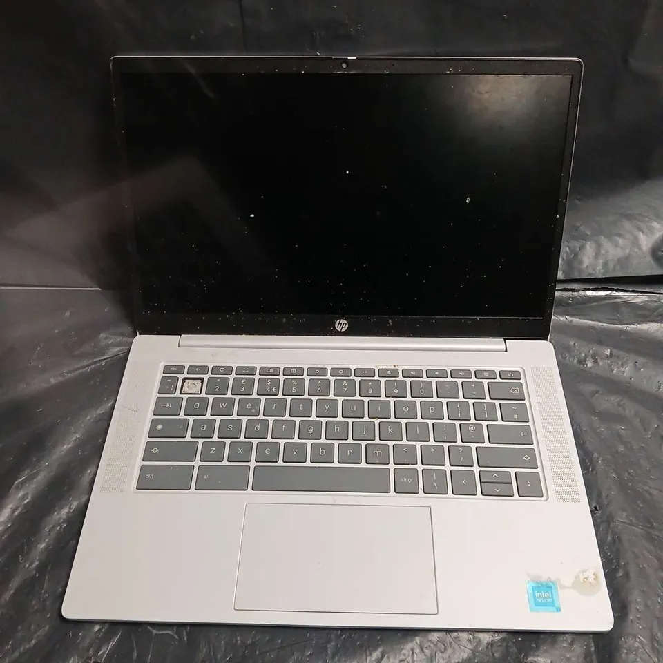 HP CHROMEBOOK LAPTOP – SILVER, CHROMEOS
