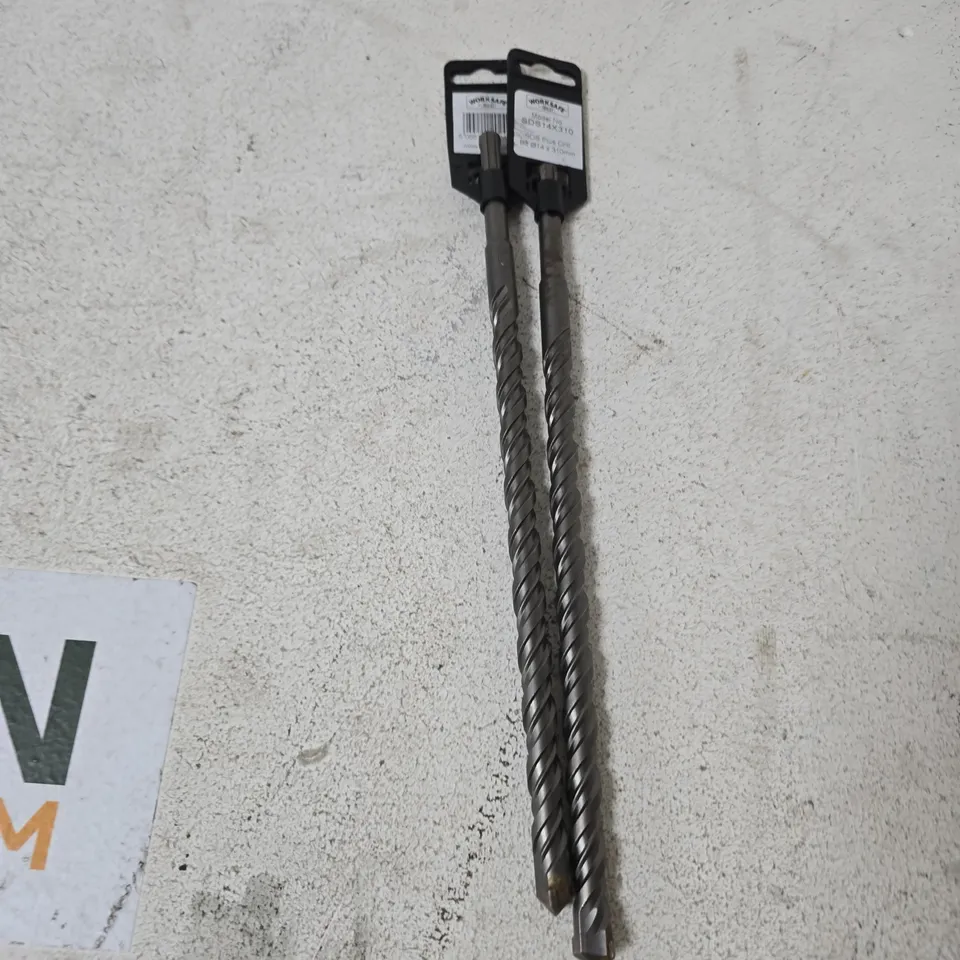 TOTE OF APPROXIMATELY 12 ASSORTED ITEMS TO INCLUDE: WORKSAFE SDS DRILL BITS