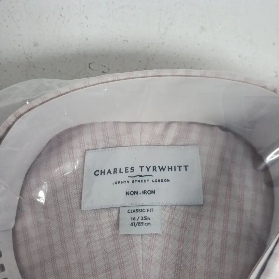 CHARLES TYRWHITT MEN’S PINK CHECK NON-IRON SHIRT – CLASSIC FIT, UK 16 (COLLAR 16IN, SLEEVE 35IN)