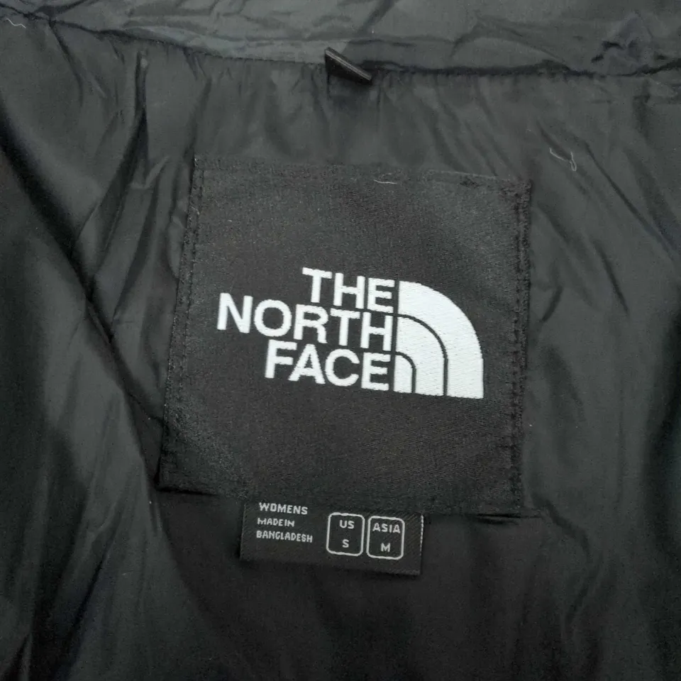 THE NORTH FACE MENS 1996 RETRO NUPTSE JACKET – BLACK, SIZE M