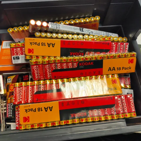 LARGE QUANTITY OF ASSORTED BATTERIES TO INCLUDE KODAK, EXCELLTEC, DERLEEX, ETC