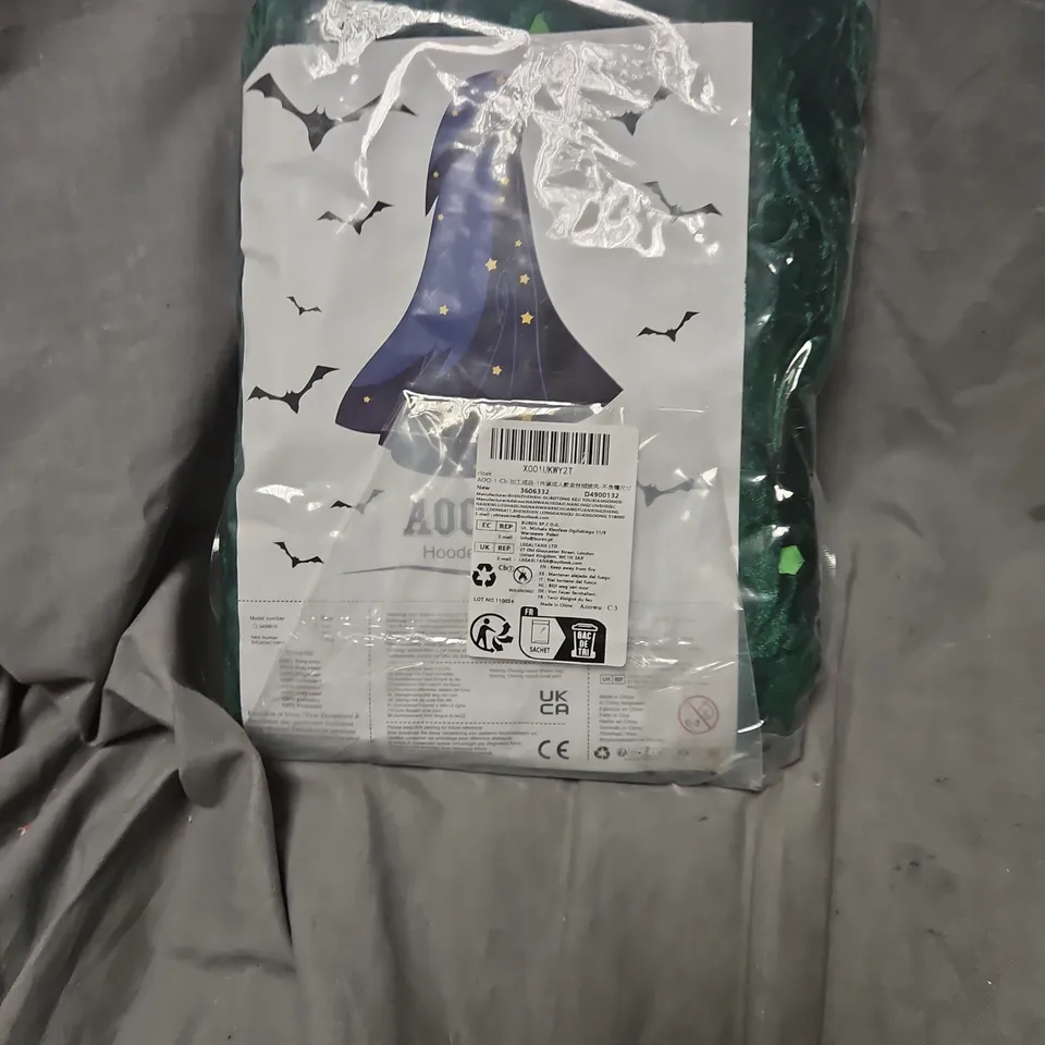 HOODED HALLOWEEN COSTUME CLOAK