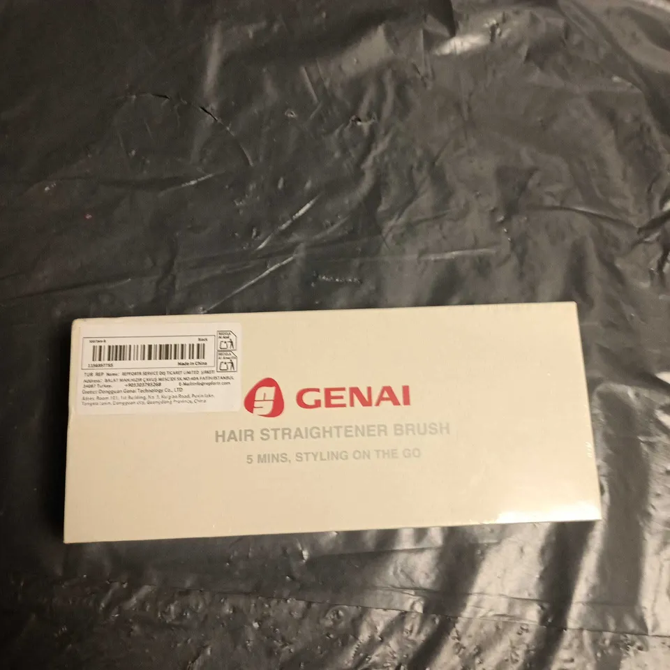 APPROXIMATELY 25 ASSORTED COSMETICS ITEMS TO INCLUDE RASCAL SALT SPRAY, PLOUISE LIP CONDITIONER AND HAIR STRAIGHTENING BRUSH