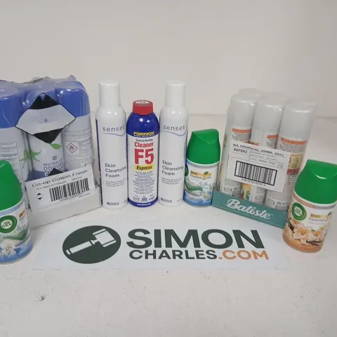 APPROXIMATELY 18 ASSORTED AEROSOLS TO INCLUDE; ASSORTED CLEANING & PERSONAL CARE PRODUCTS BUNDLE