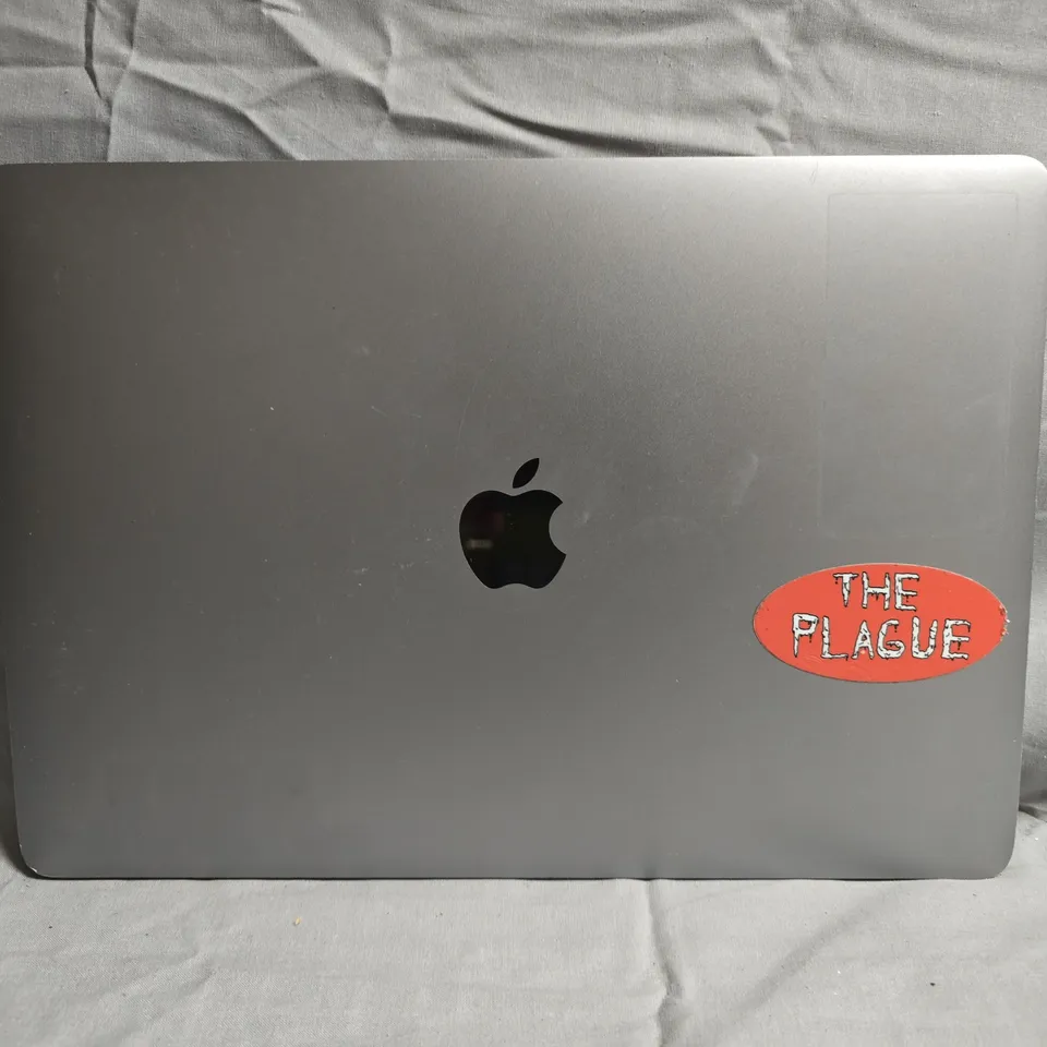 APPLE MACBOOK PRO 13-INCH A2338 LAPTOP – SILVER