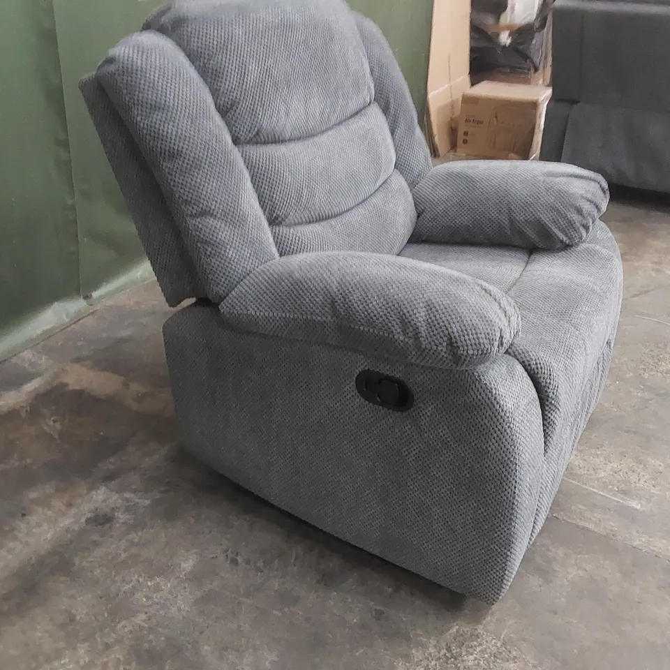 QUALITY DESIGNER FABRIC UPHOLSTERED MANUAL RECLINER ARMCHAIR