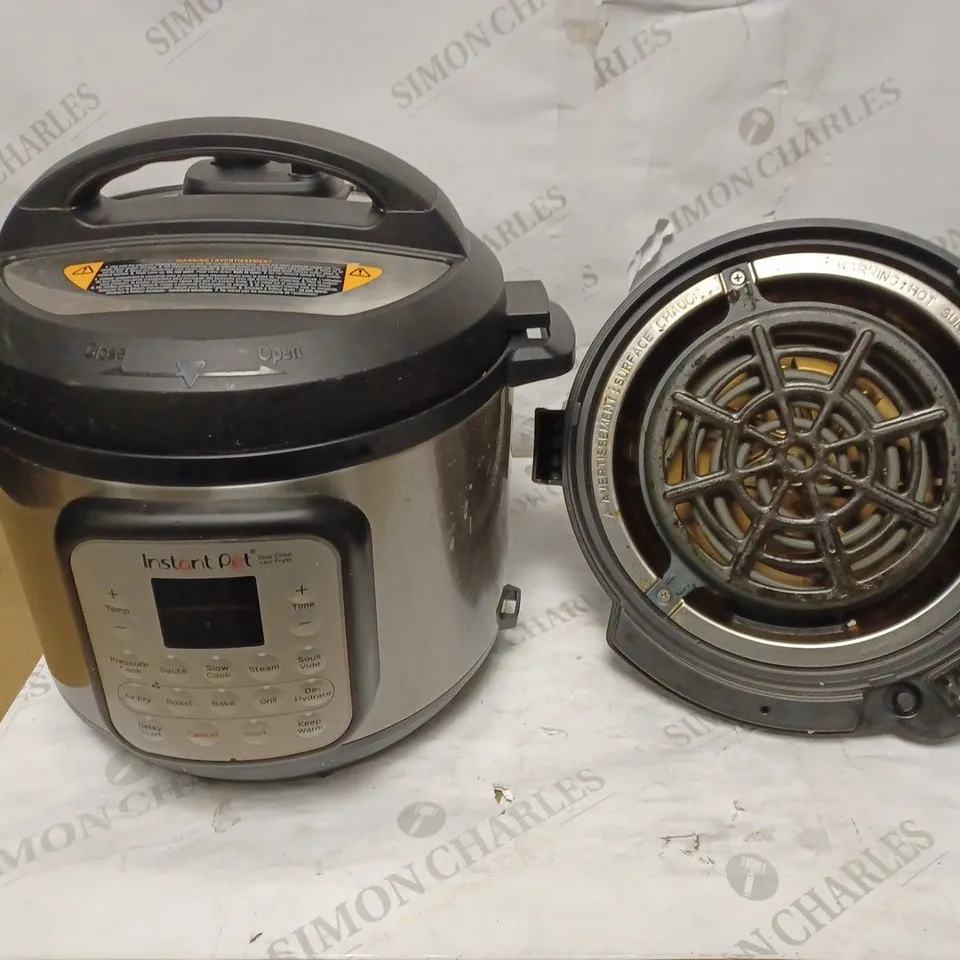 INSTANT POT DUO CRISP AIR FRYER MULTICOOKER