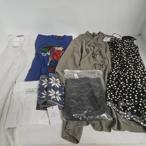 LARGE QUANTITY OF ASSORTED CLOTHING ITEMS TO INCLUDE M&S, COSY BHUDDHA AND H&M
