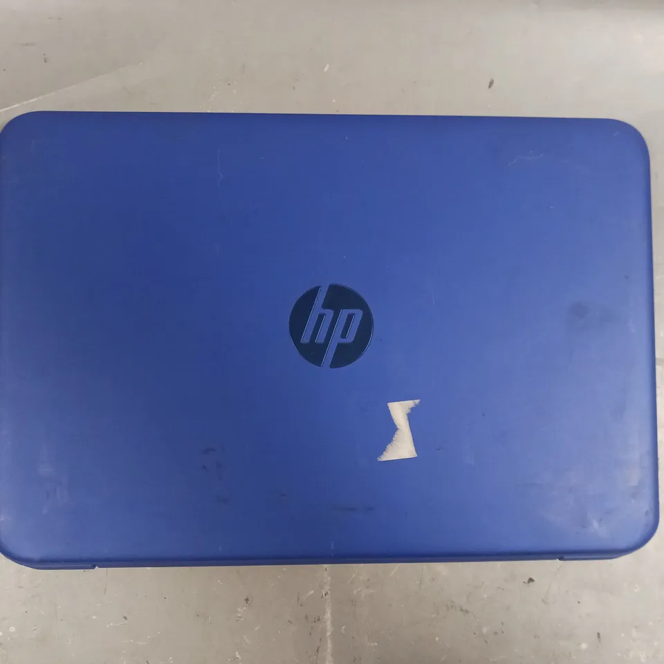 HP STREAM NOTEBOOK IN BLUE